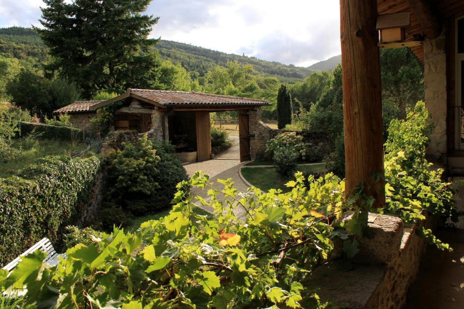 Le Clos Du Martouret Roisey Eksteriør billede